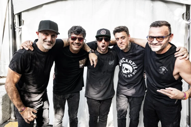 Band together backstage — Punchline 13, Vans Warped Tour Montreal 2026